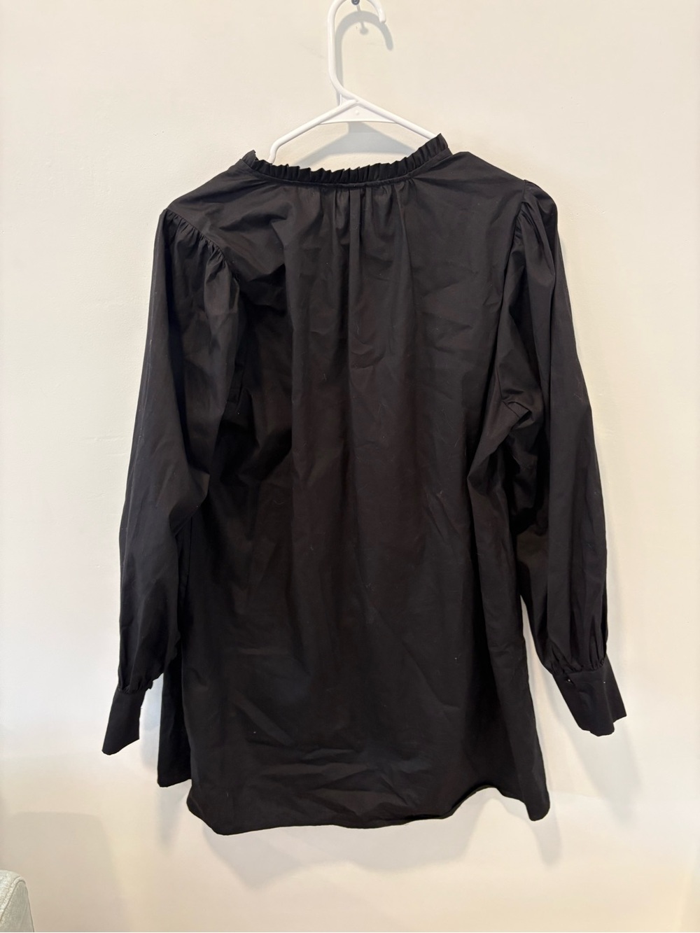 H&M Black Long-Sleeve Button-Front Ruffle Collar Shirt - Picture 2 of 3